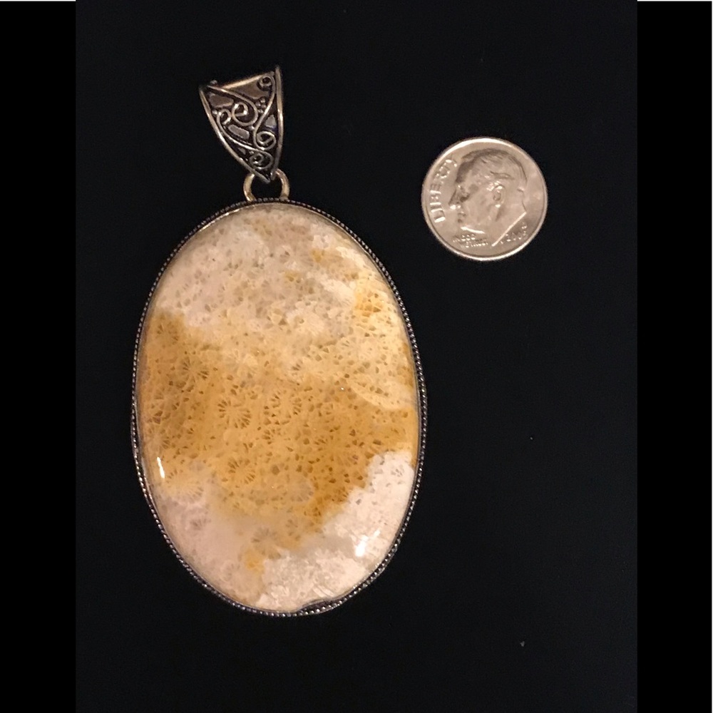 Chrysanthemum Jasper Pendant 🤍